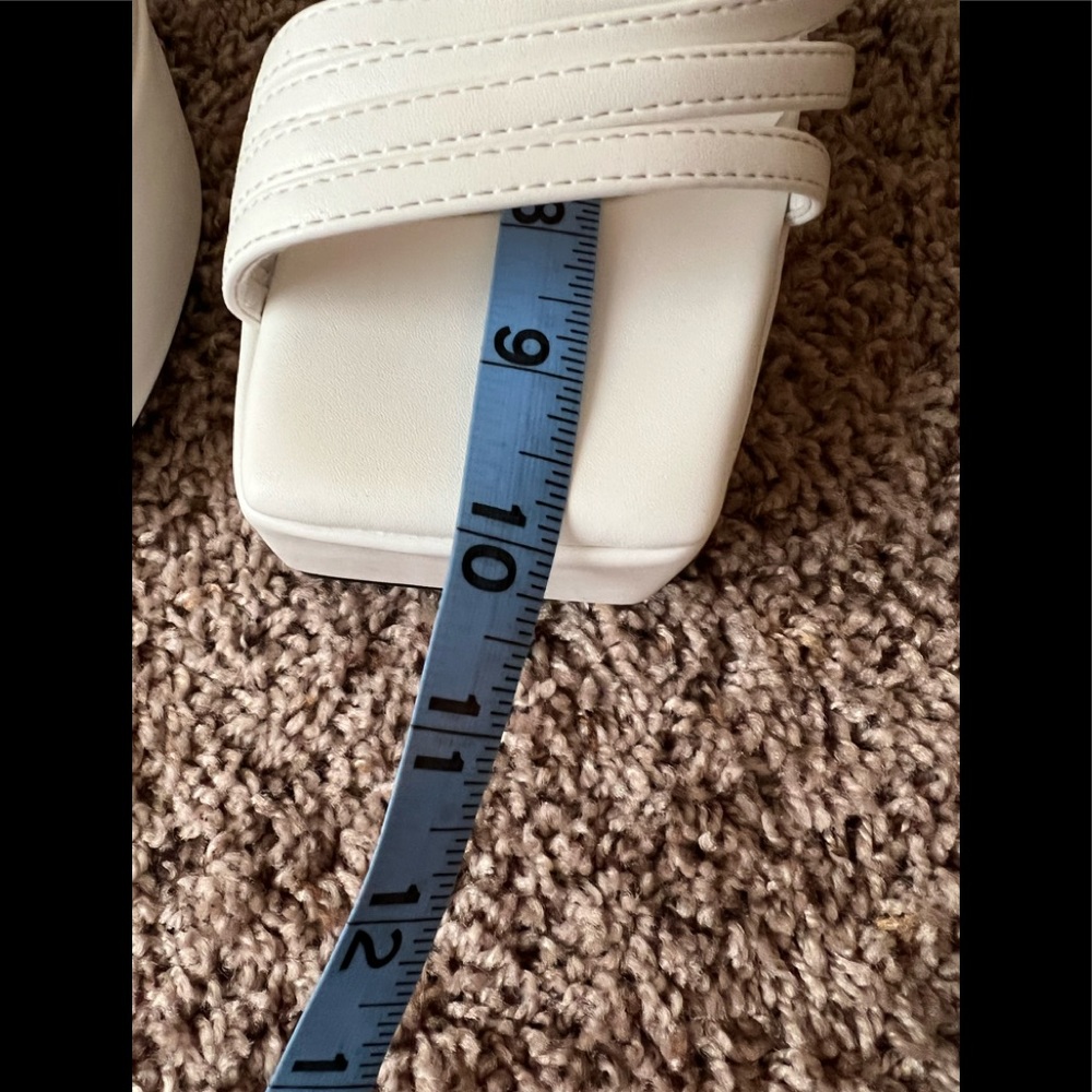 White platform sandals 👡 - Picture 8 of 8